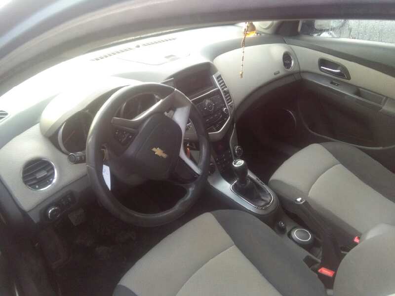 CHEVROLET Cruze 1 generation (2009-2015) Bal hátsó ajtó 95987763 18811652