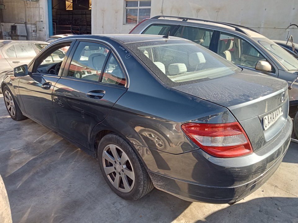 MERCEDES-BENZ C-Class W204/S204/C204 (2004-2015) Priekšējo kreiso durvju logu pacēlājs A2047200579 25036648