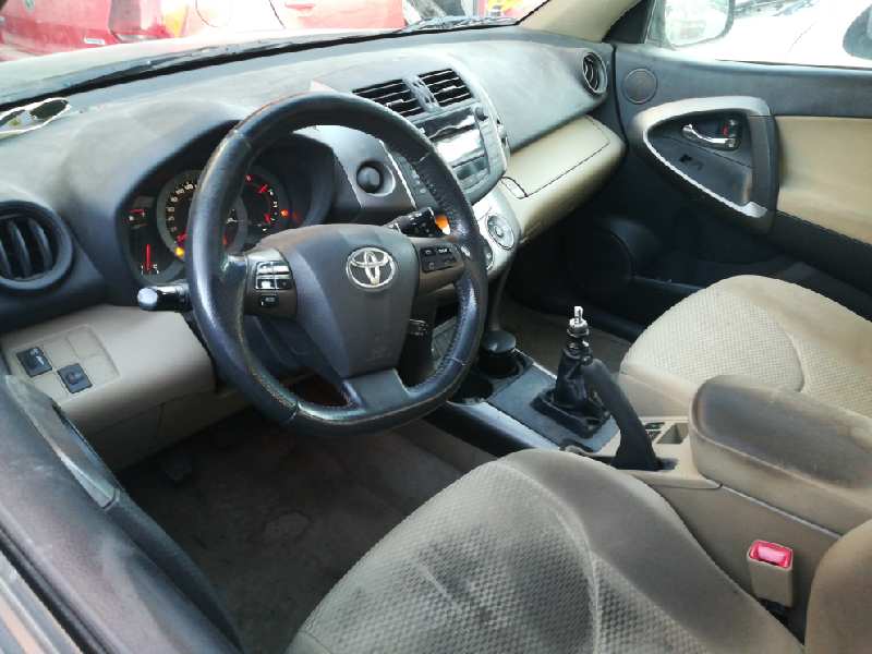 TOYOTA RAV4 2 generation (XA20) (2000-2006) Främre höger dörrlås 6903042221 18917863