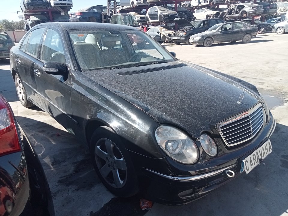 TOYOTA E-Class W211/S211 (2002-2009) Foran høyre sikkerhetsbelte A21186080858 25225570