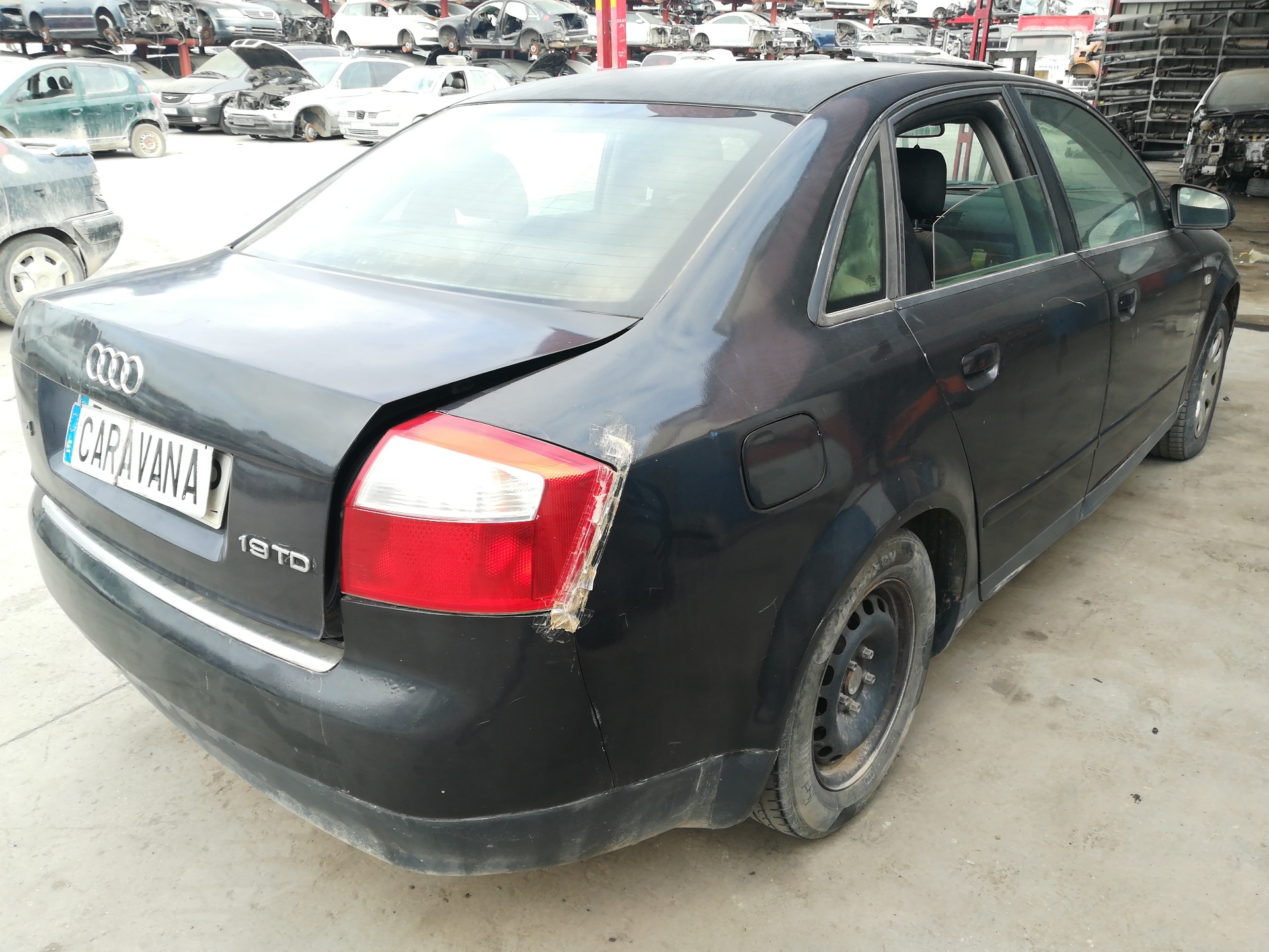 AUDI A4 B6/8E (2000-2005) Priekšējo kreiso durvju slēdzene 4B1837015G 23805073