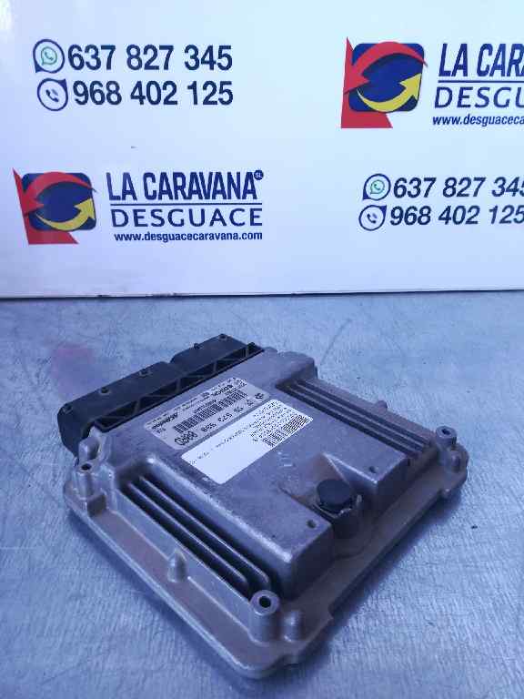 OPEL Insignia A (2008-2016) Unitate de control motor 55573539 18824692