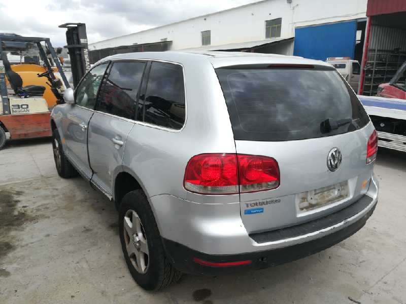 VOLKSWAGEN Touareg 1 generation (2002-2010) Pompă de ulei 070115153 21705065