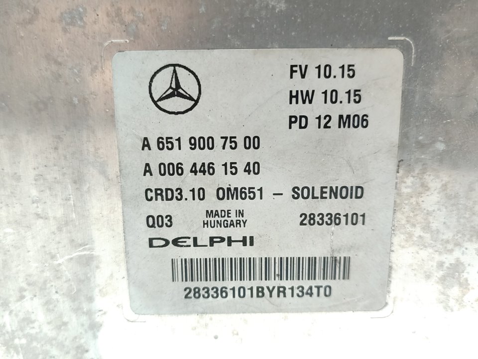 MERCEDES-BENZ C-Class W204/S204/C204 (2004-2015) Moottorin ohjausyksikkö ECU A6519007500 25790782