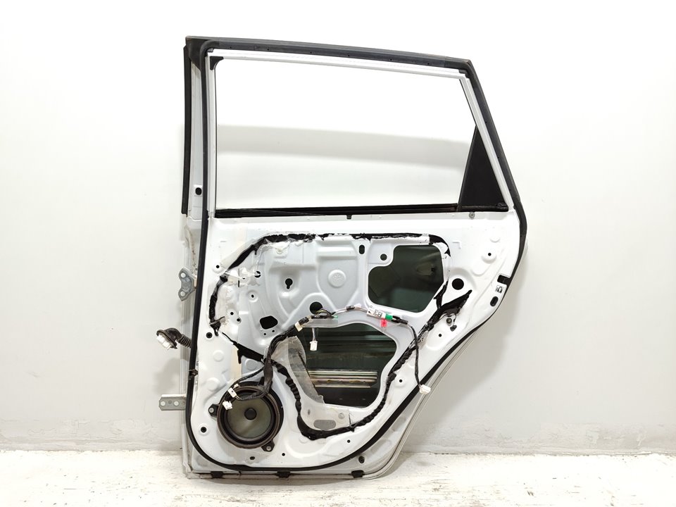 TOYOTA Auris 2 generation (2012-2015) Rear Right Door 6700302380 25927471