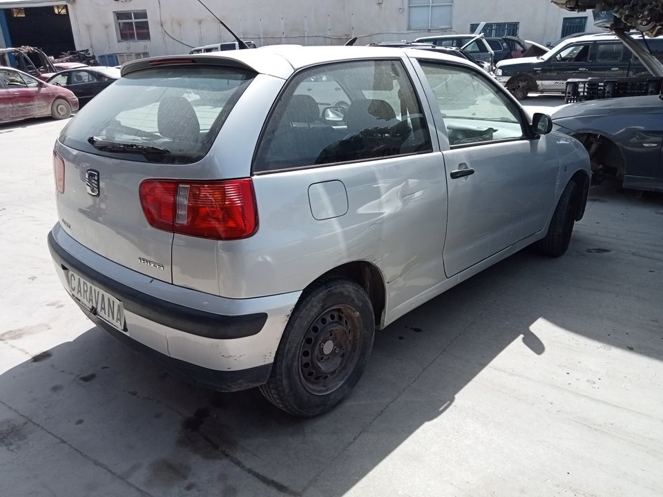 SEAT Ibiza 2 generation (1993-2002) Priekšējo labo durvju slēdzene 6K3837016D 23804999