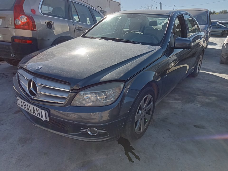 MERCEDES-BENZ C-Class W204/S204/C204 (2004-2015) Priekšējo kreiso durvju logu pacēlājs A2047200579 25036648