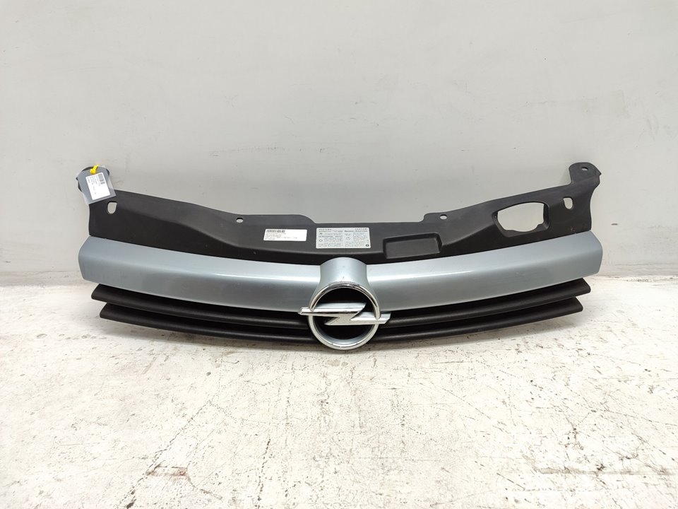 OPEL Astra J (2009-2020) Radiator Grille 461088395 22903342