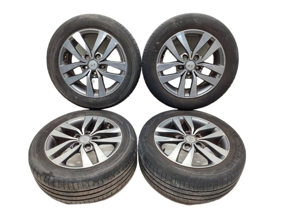 HYUNDAI i30 PD ( 3 generation) (2017-2024) Wheel Set 52910G4200 25927081