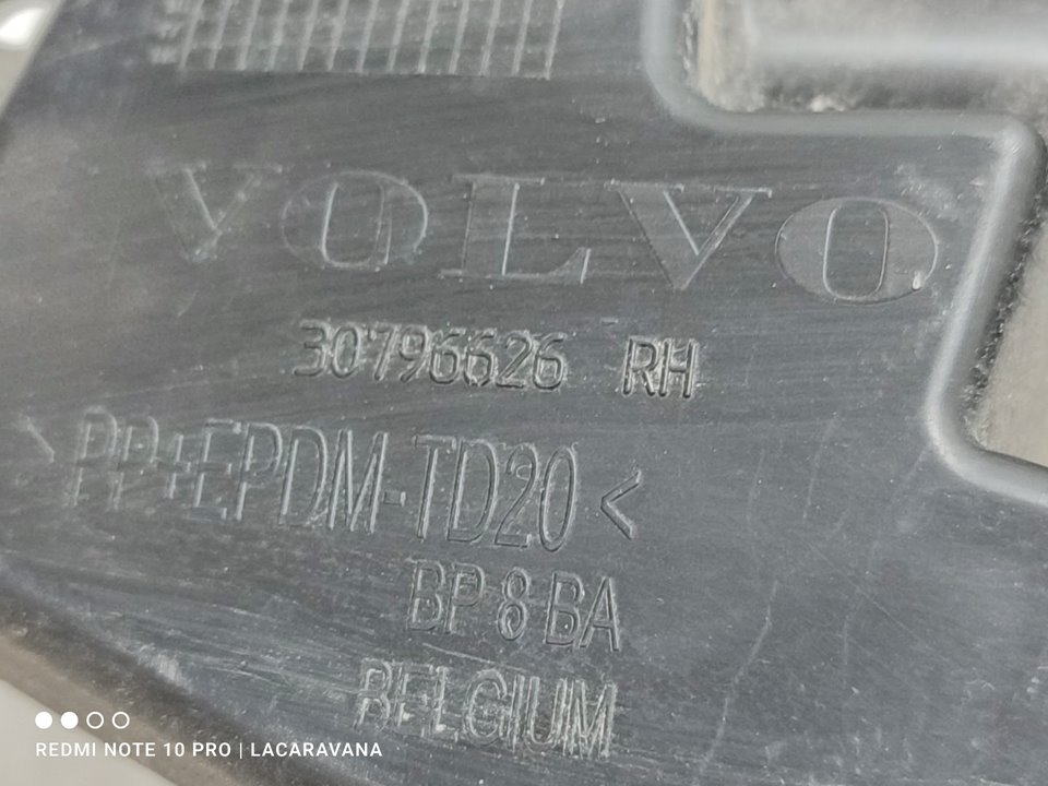 VOLVO V60 1 generation (2010-2020) Front Right Fender 30796626 22639496