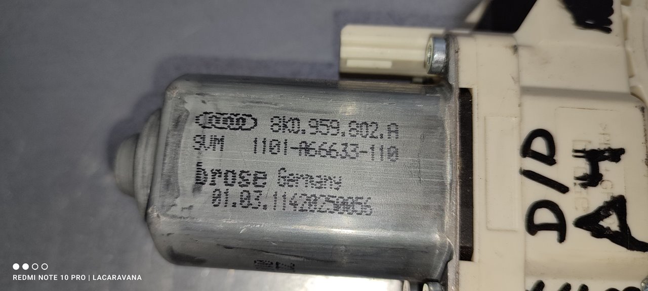 AUDI A4 B8/8K (2011-2016) Främre höger dörrfönsterhiss 8K0959802A 25017832