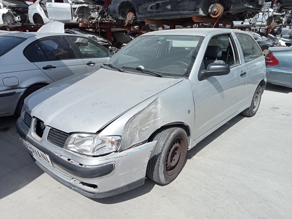 SEAT Ibiza 2 generation (1993-2002) Priekšējo labo durvju slēdzene 6K3837016D 23804999