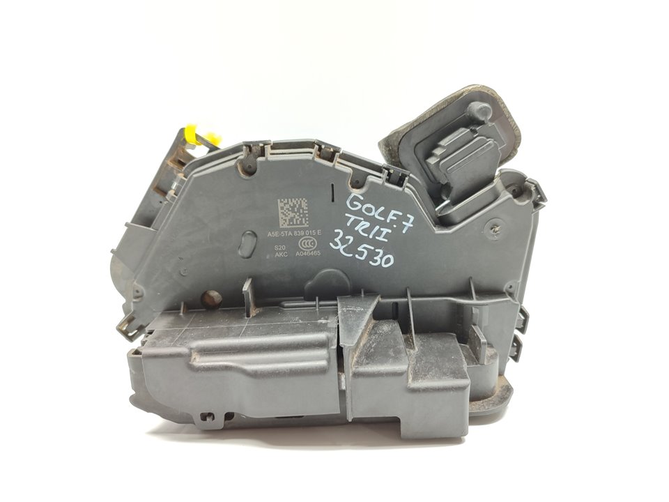 VOLKSWAGEN Golf 7 generation (2012-2024) Rear Left Door Lock 5TA839015E 23780626