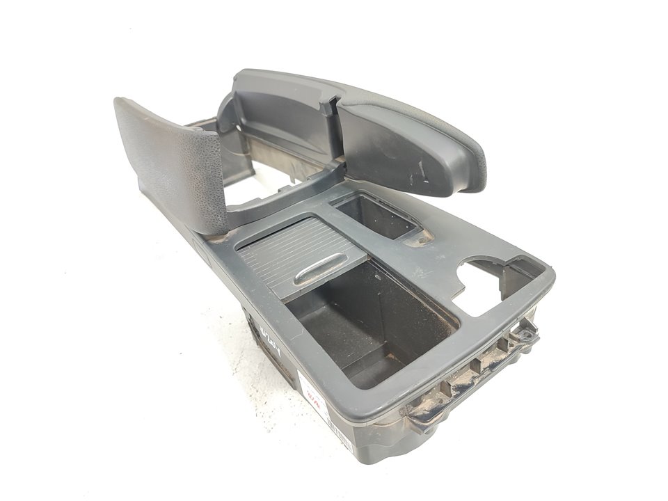 MERCEDES-BENZ C-Class W204/S204/C204 (2004-2015) Armrest A2046800639 22632270