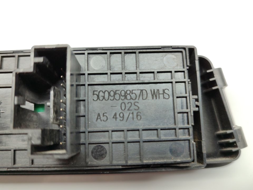 VOLKSWAGEN Golf 7 generation (2012-2024) Bal első ajtó ablakemelő gombja 5G0959857D 25019859