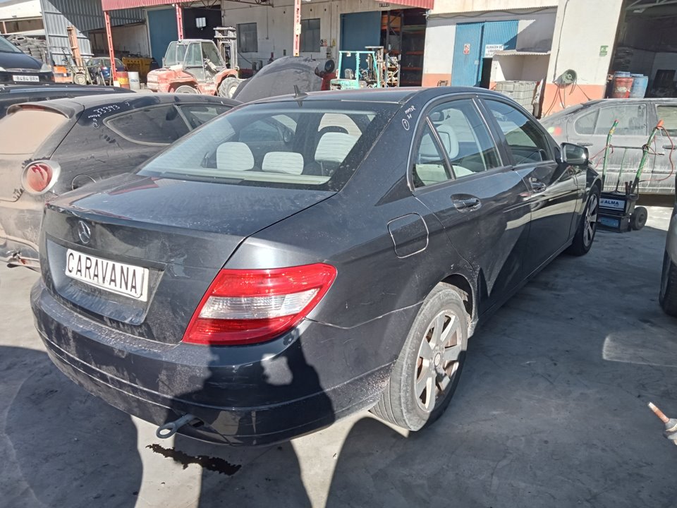 MERCEDES-BENZ C-Class W204/S204/C204 (2004-2015) Priekšējo kreiso durvju logu pacēlājs A2047200579 25036648