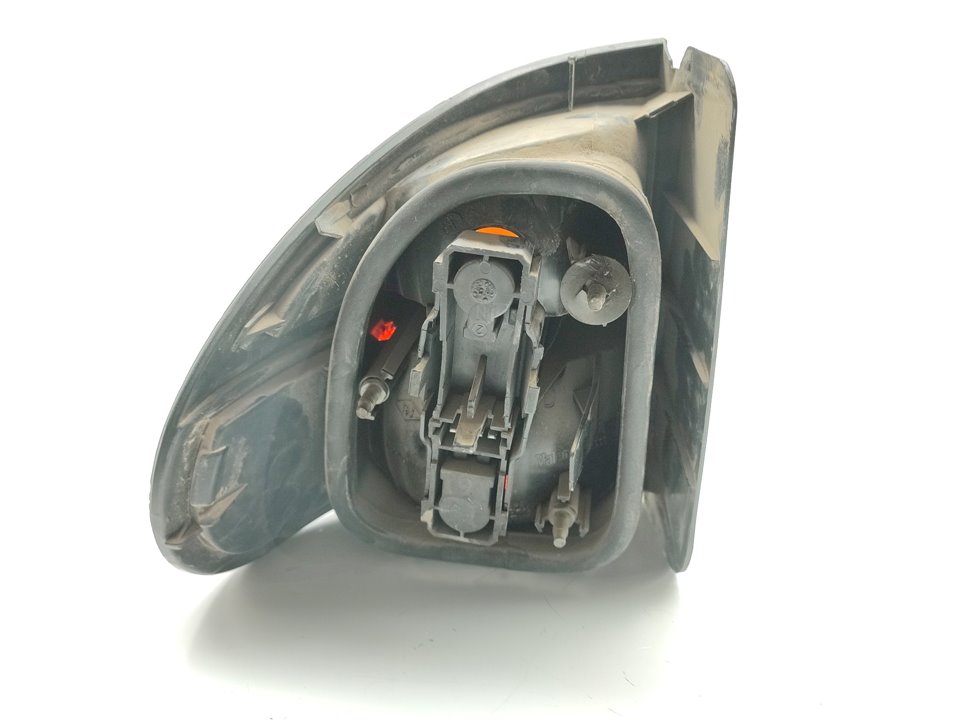 RENAULT Laguna 1 generation (1993-2001) Rear Right Taillight Lamp 7700420123 23331961