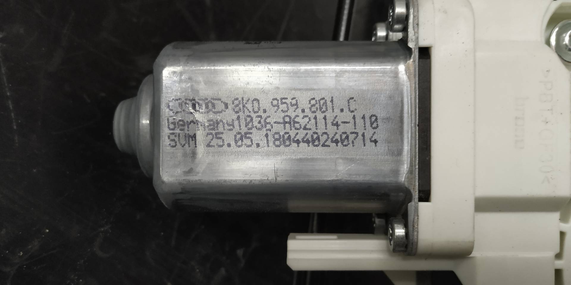 AUDI A1 8X (2010-2020) Regulator de geam ușă stânga față 8K0959801C 18853656