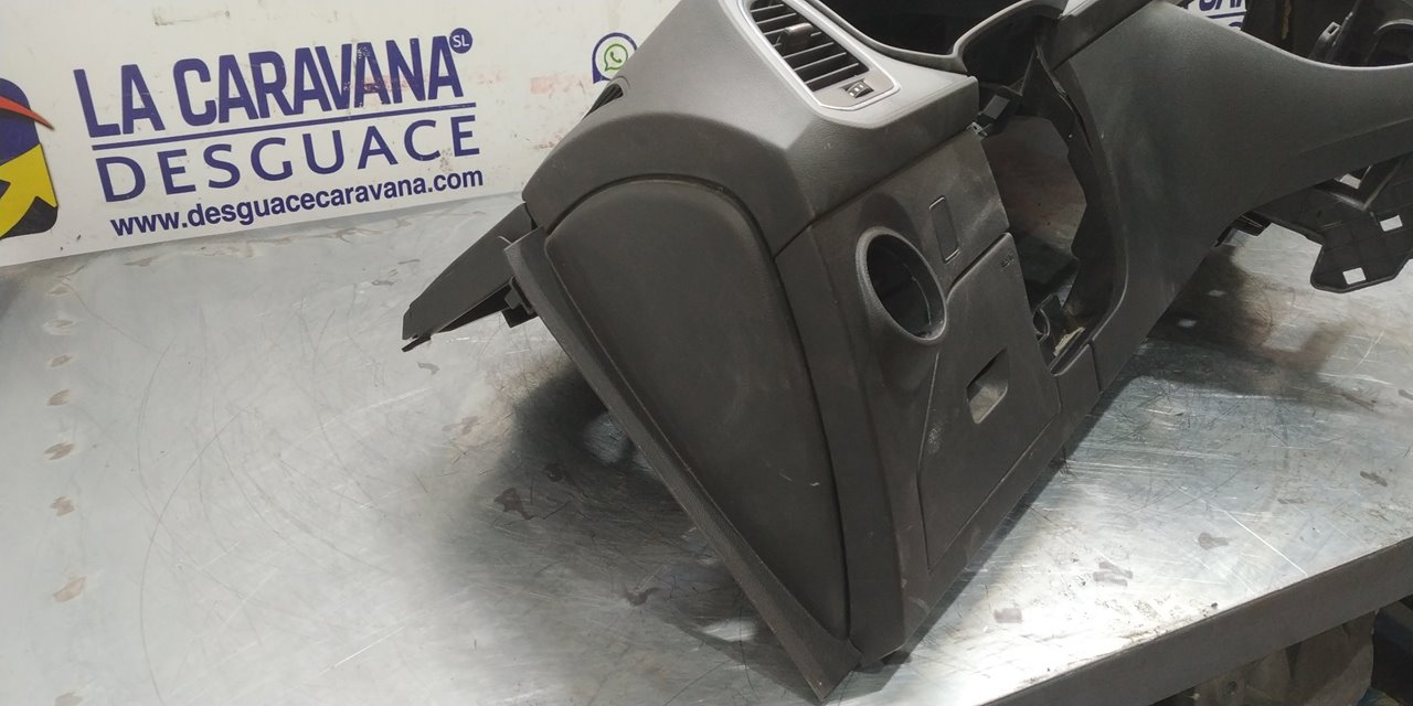 SEAT Leon 3 generation (2012-2020) Другая деталь 5F0880201H 18926466