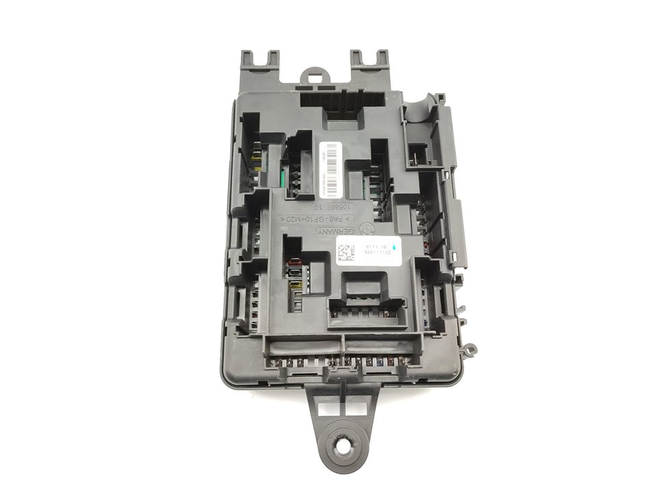 BMW 1 Series F20/F21 (2011-2020) Fuse Box 926111102 18955108