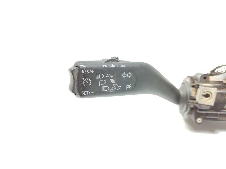 SEAT Leon 2 generation (2005-2012) Switches 5K0953521BN 25042701