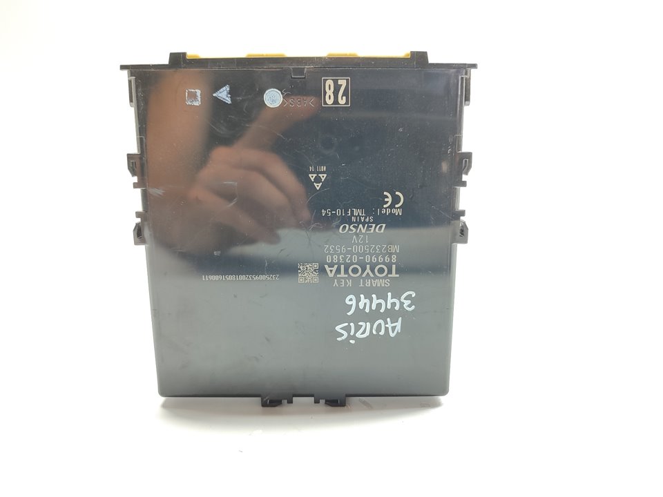 TOYOTA Auris 2 generation (2012-2015) Other Control Units 8999002380 25436088