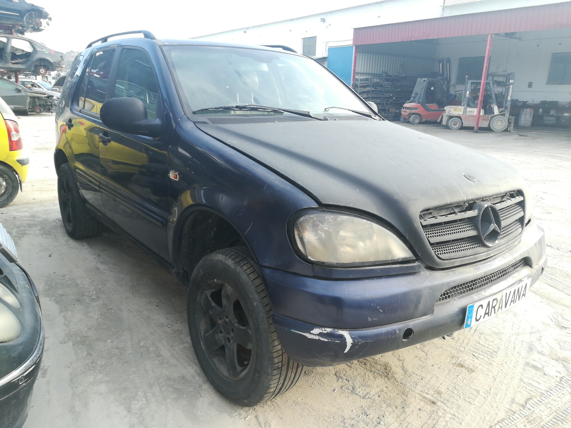 MERCEDES-BENZ M-Class W163 (1997-2005) Jobb hátsó lámpa  A1638202064 18874099