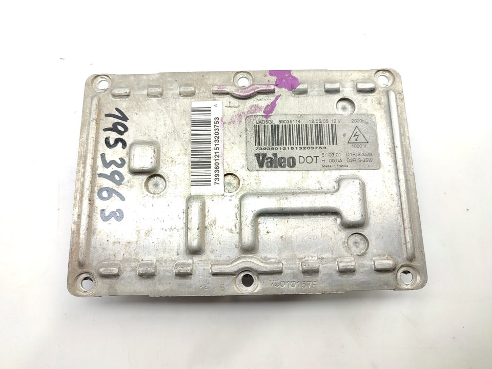 CITROËN C4 1 generation (2004-2011) Ksenona bloks 89035114 23773617