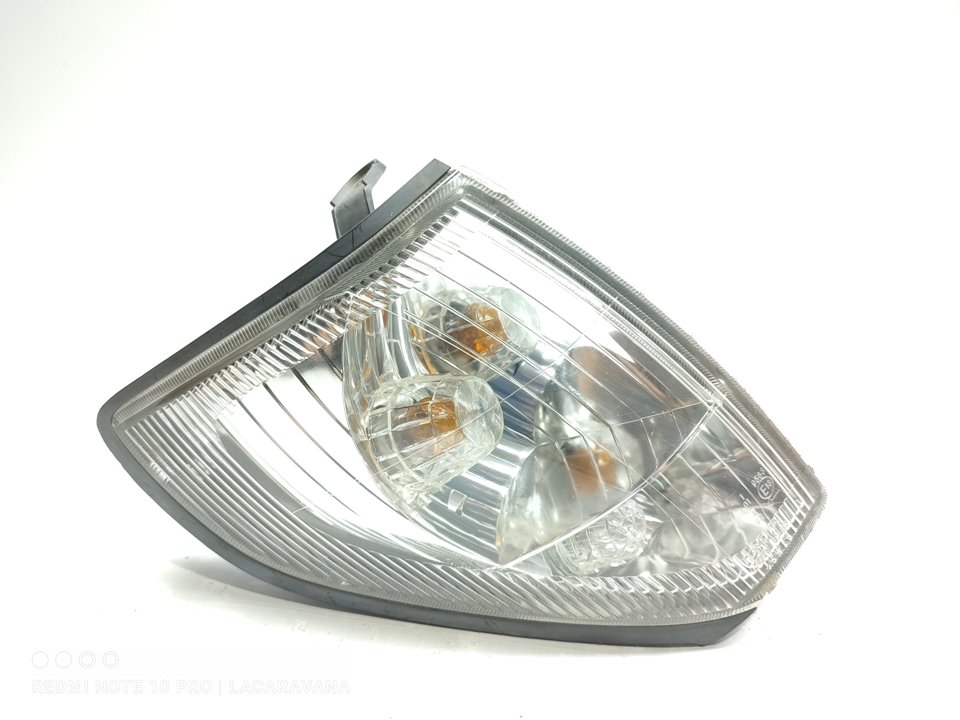 TOYOTA Land Cruiser Prado 90 Series (1996-2002) Повторитель переднего правого крыла 8151060510 26587742