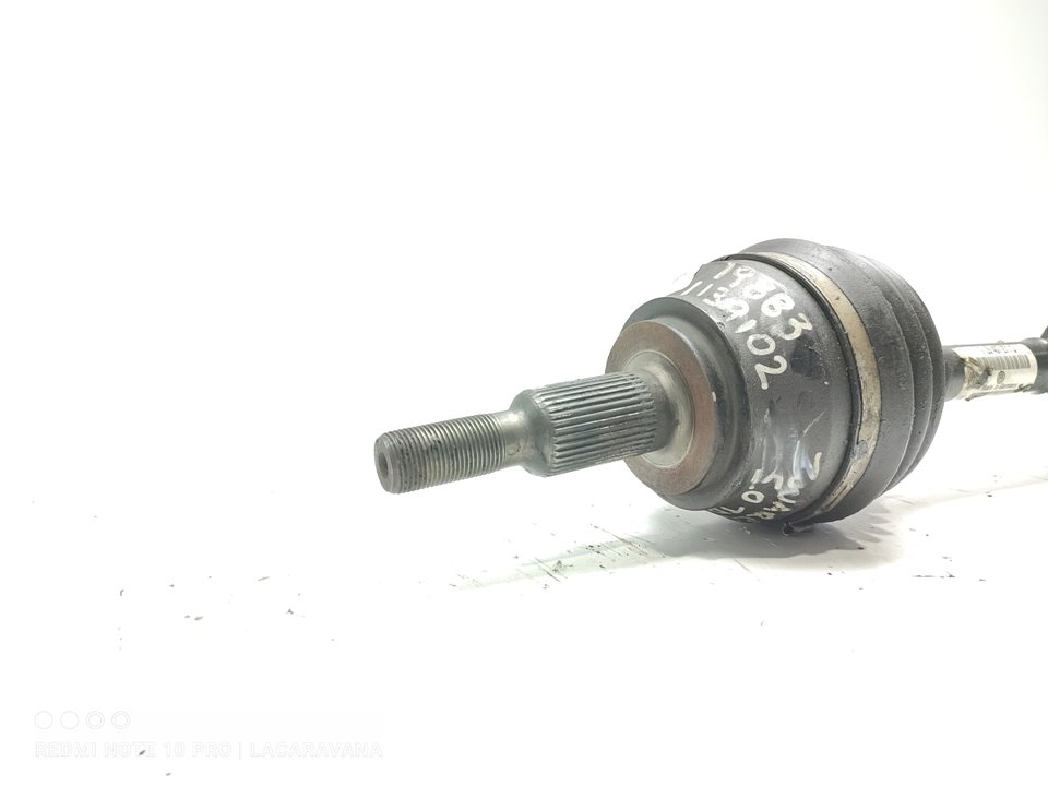 VOLKSWAGEN Touareg 1 generation (2002-2010) Arbre de transmission avant droit 7L6407271D 18814790