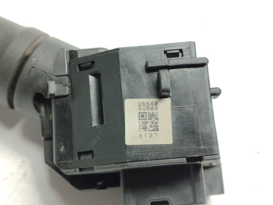 NISSAN Primera P12 (2001-2008) Headlight Switch Control Unit 25540AV600 24457591