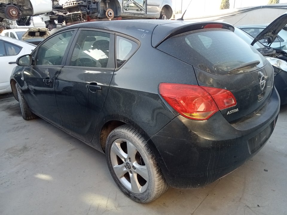 OPEL Astra J (2009-2020) Priekšējo labo durvju logu pacēlājs 13350759 24452129