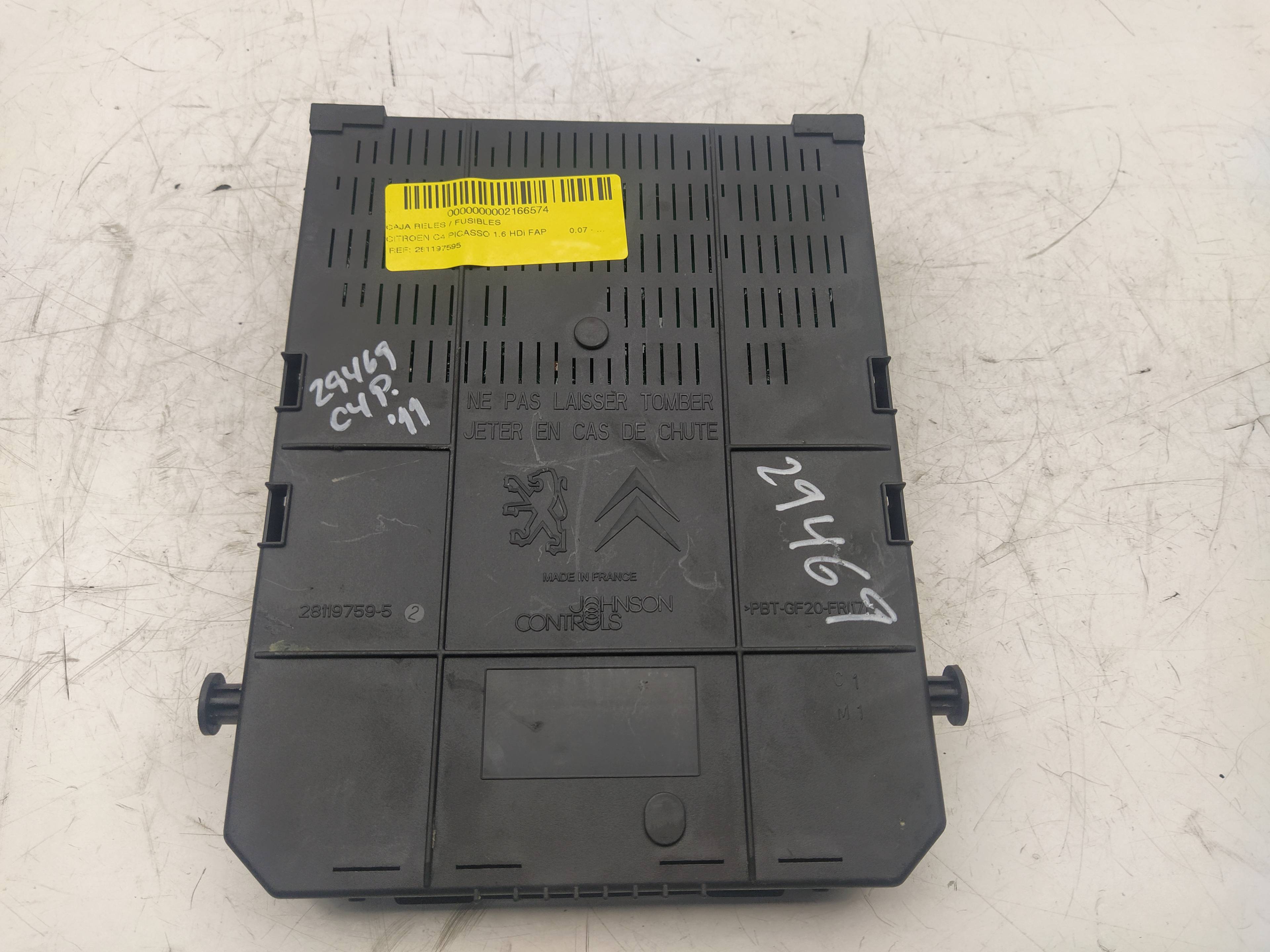 CITROËN C4 Picasso 2 generation (2013-2018) Fuse Box 281197595 24013924