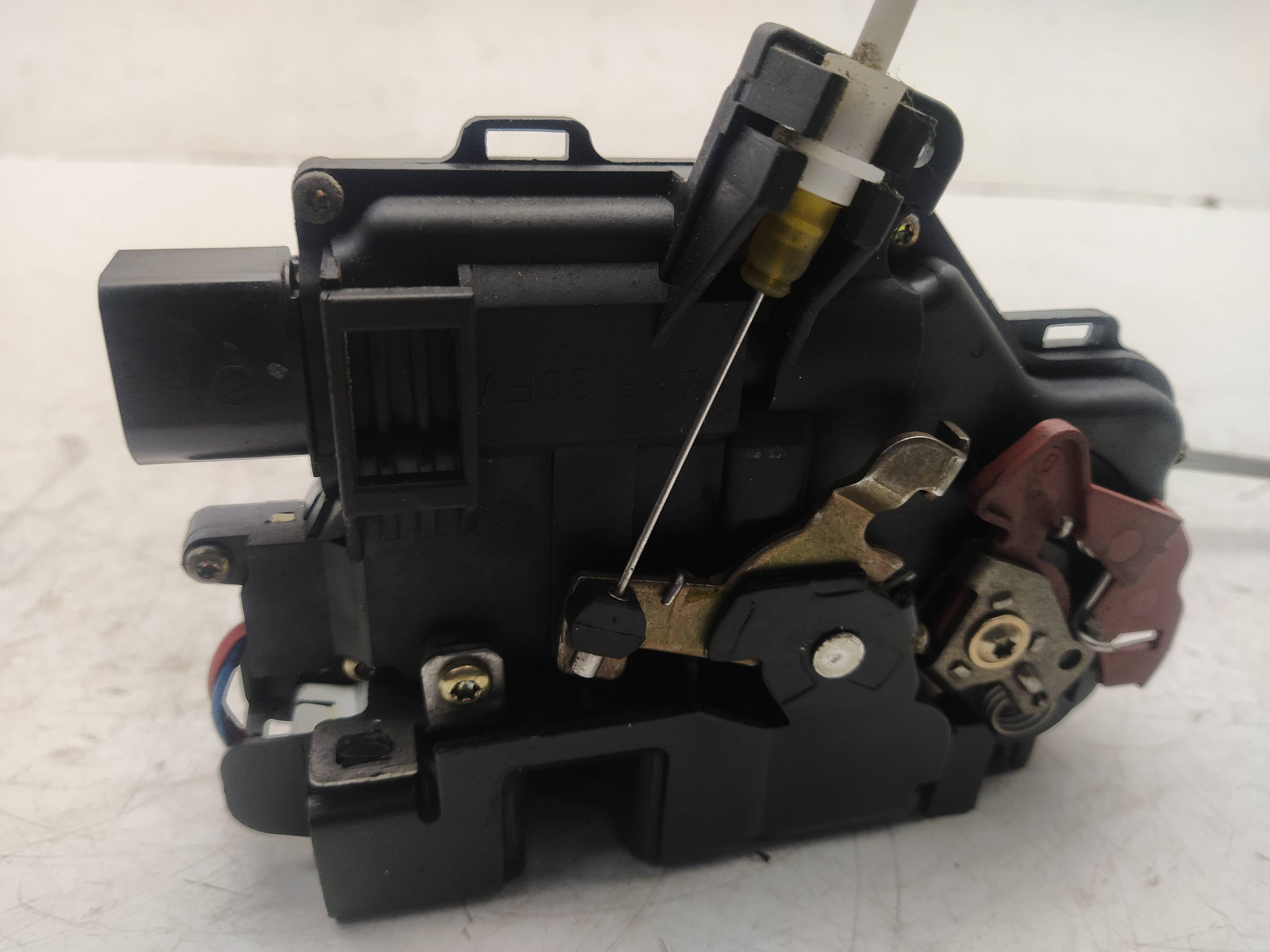 AUDI A4 B6/8E (2000-2005) Front Right Door Lock 8E1837016C 18573446