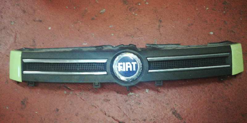 FIAT Panda 2 generation (2003-2011) Radiator Grille 735353899 18444616