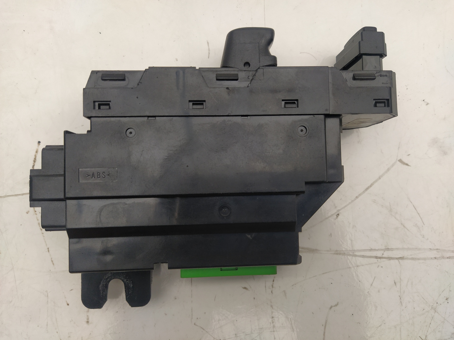 VOLVO S60 1 generation (2000-2009) Commutateur de vitre de porte avant droite 30658147 25045109