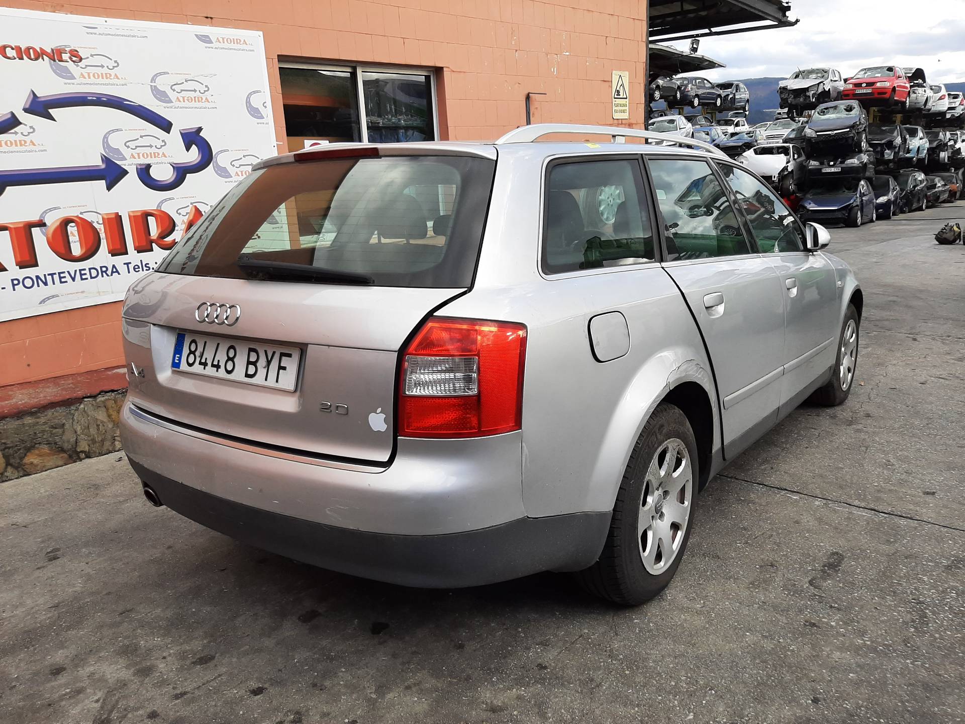 AUDI A4 B6/8E (2000-2005) Priekšējo labo durvju logu pacēlājs 8E1959802B 18573490