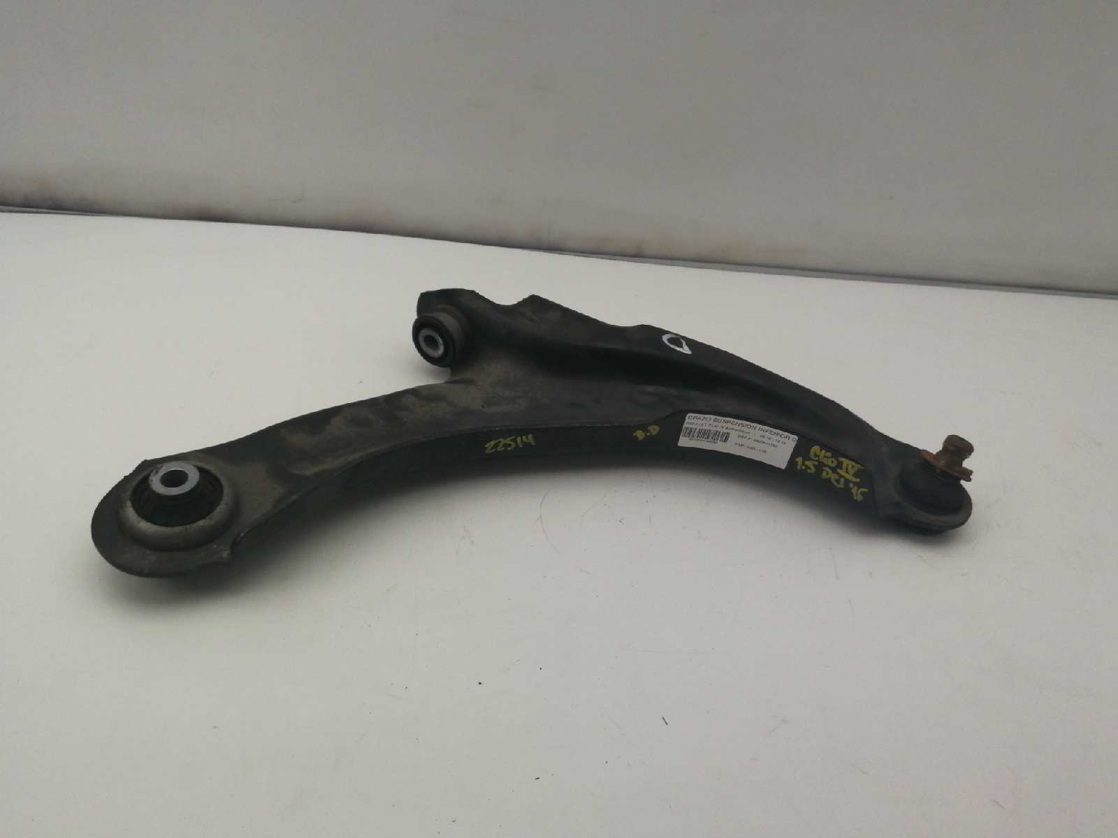 RENAULT Clio 3 generation (2005-2012) Front Right Arm 8200041166 18437255