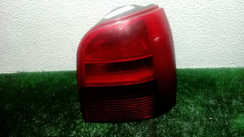 HONDA A4 B5/8D (1994-2001) Rear Right Taillight Lamp 18429948