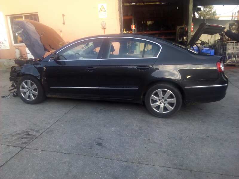 VOLKSWAGEN Passat B6 (2005-2010) Реле 3C8907801E 18413918