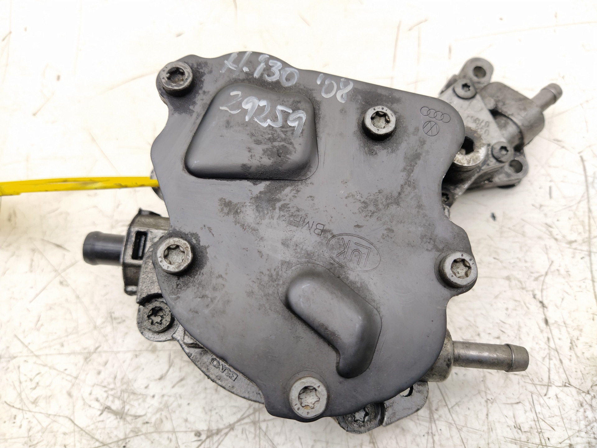 HYUNDAI i30 FD (1 generation) (2007-2012) Støvsuger pumpe 038145209N 25917102