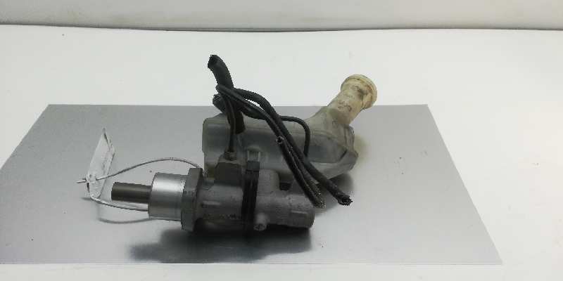 RENAULT Clio 2 generation (1998-2013) Brake Cylinder 7701208838 18490377