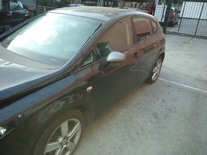 SEAT Leon 2 generation (2005-2012) Priekšējā kreisā pusass 1K0407271BJ 20543908