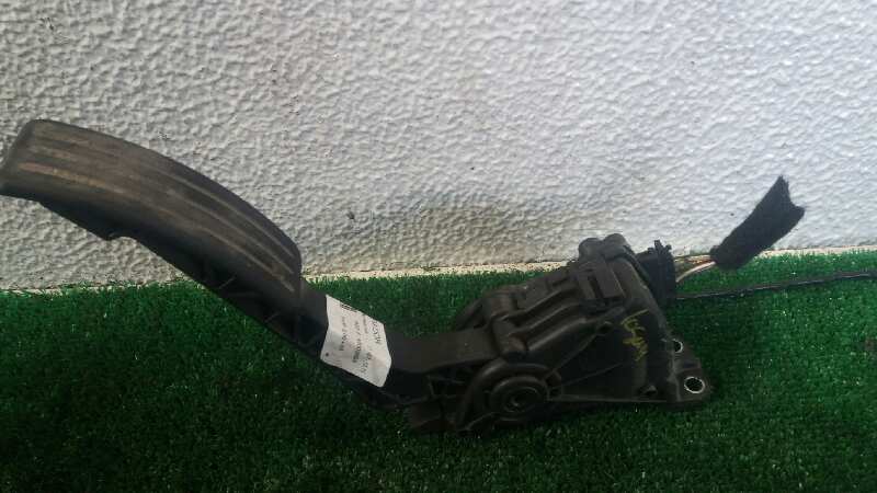 DACIA Logan 1 generation (2004-2012) Throttle Pedal 8200386506 18427370