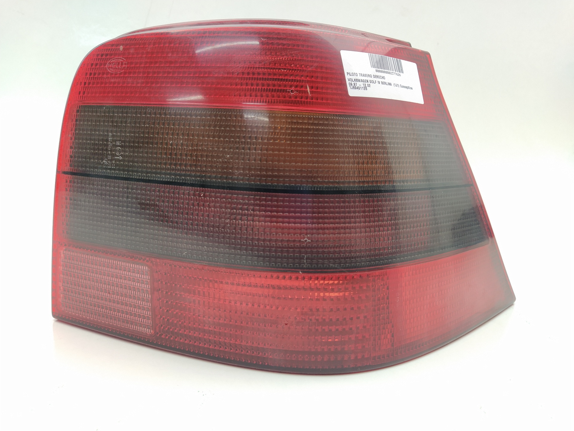 VOLKSWAGEN Golf 4 generation (1997-2006) Rear Right Taillight Lamp 1J6945112S 25028381