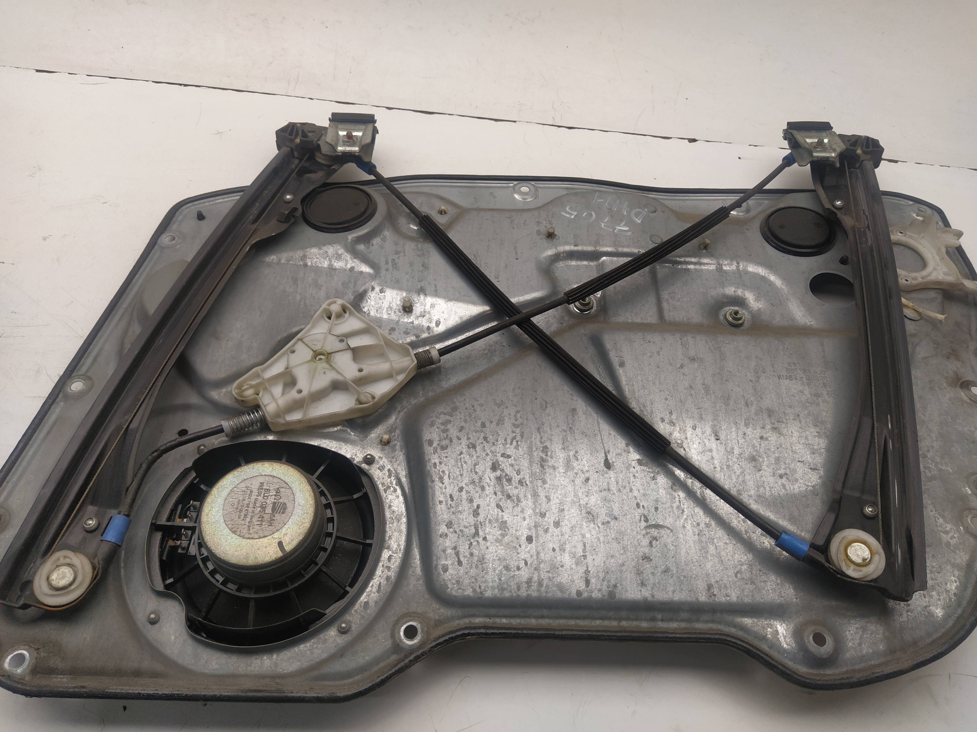 SEAT Cordoba 2 generation (1999-2009) Front Left Door Window Regulator 6L4837751CM 18607639