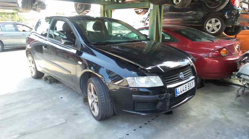 FIAT Stilo 1 generation (2001-2010) Блок управления двигателем 0281010337 18357095