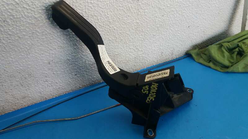 FORD Mondeo 3 generation (2000-2007) Akseleratoriaus (gazo) pedalas 2S719F836DA 18394820