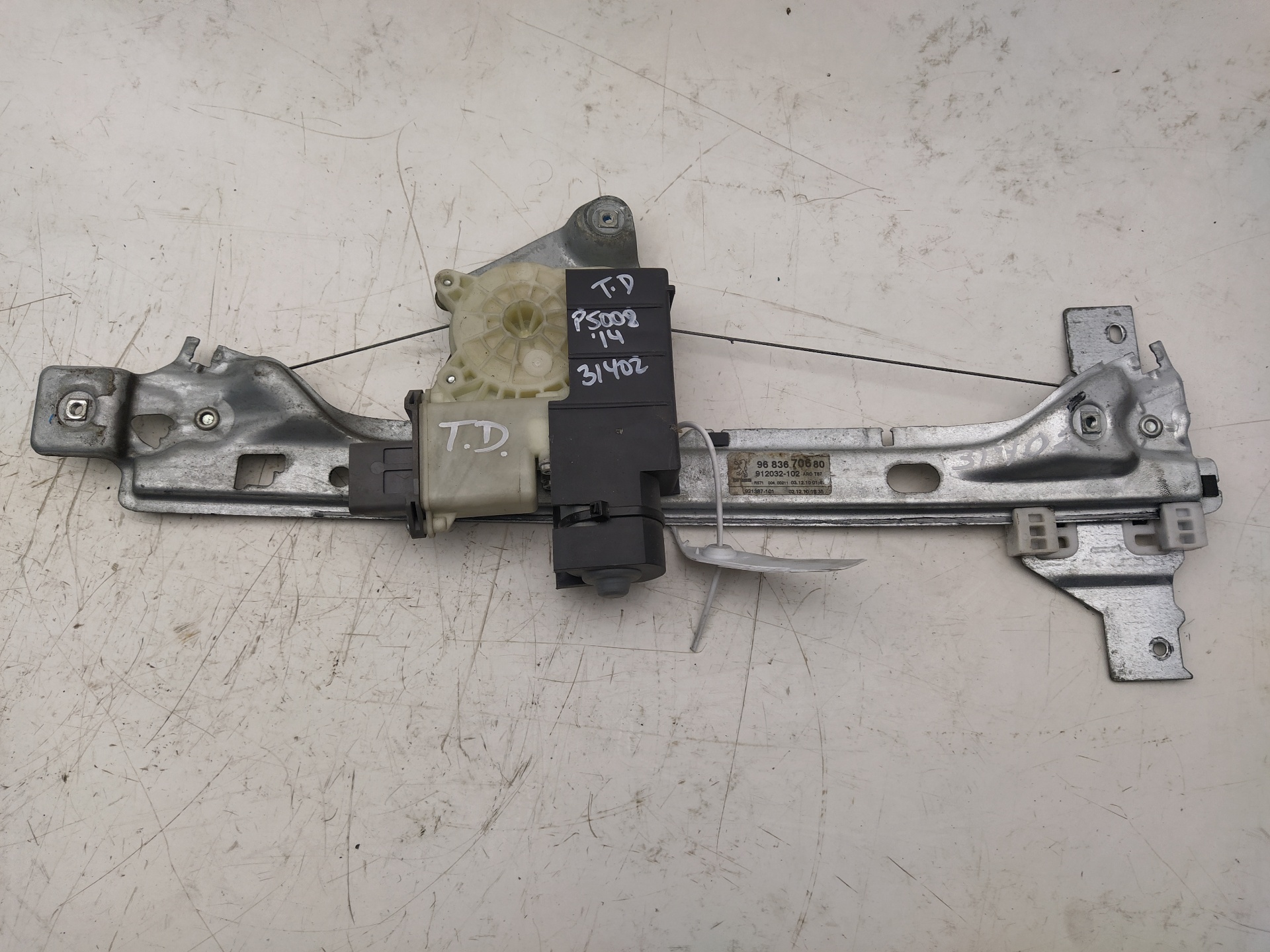 PEUGEOT Rear Right Door Window Regulator 9683670680, 912032102 23104011