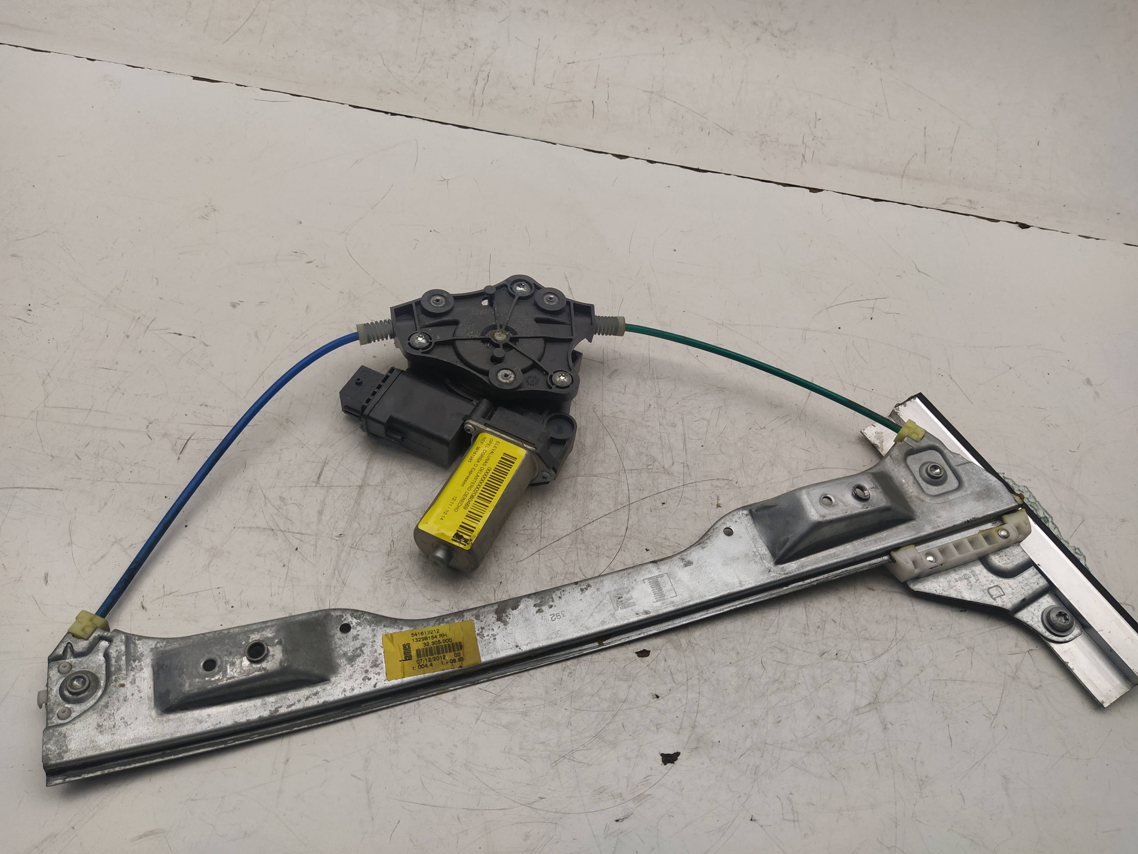 OPEL Corsa D (2006-2020) Front Right Door Window Regulator 39161985 25913484